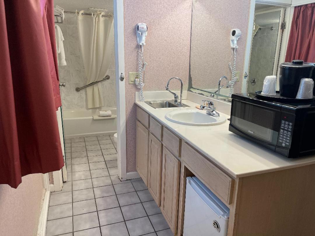 גטלינבורג Zoders Inn And Suites מראה חיצוני תמונה